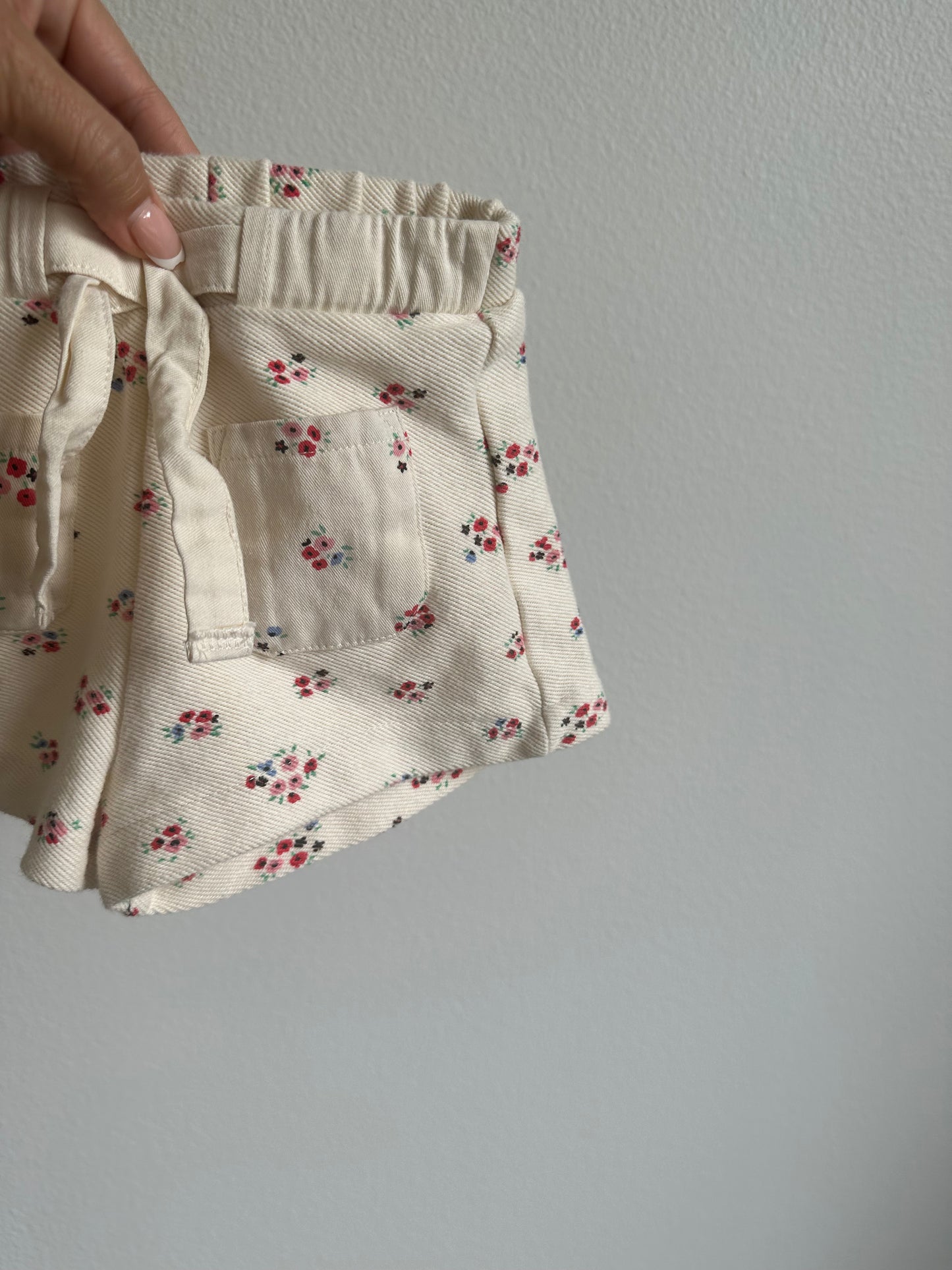 Zara floral shorts (6/9)