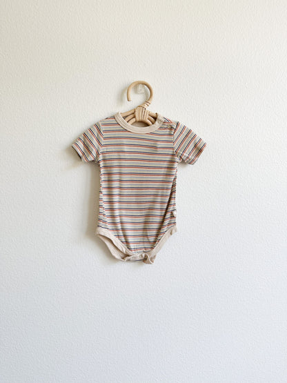 Goumi striped onesie (6/12)