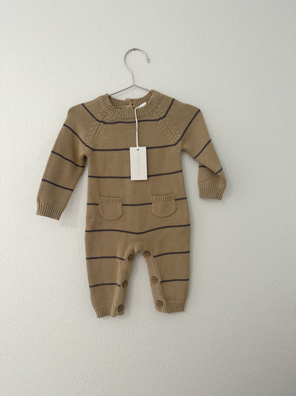 Jamie Kay Theo onesie (3/6)