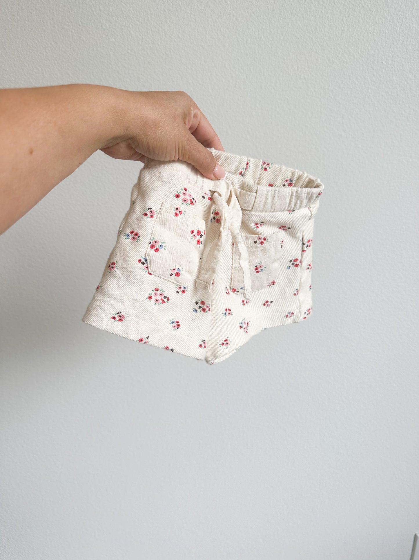 Zara floral shorts (6/9)