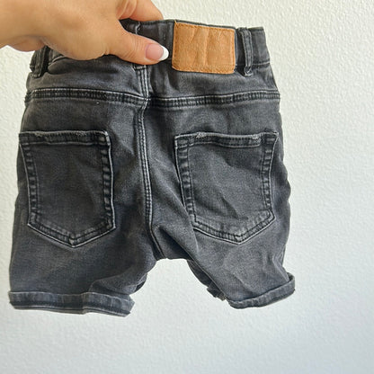Zara black shorts (2/3)