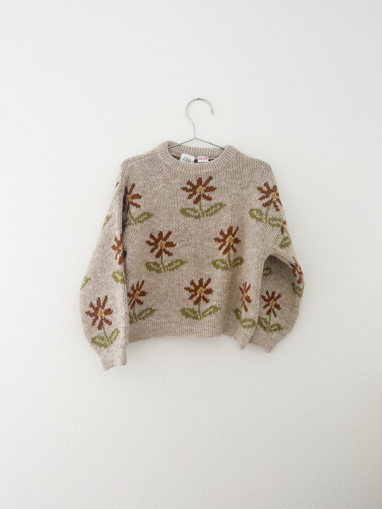 Zara floral sweater (4/5)