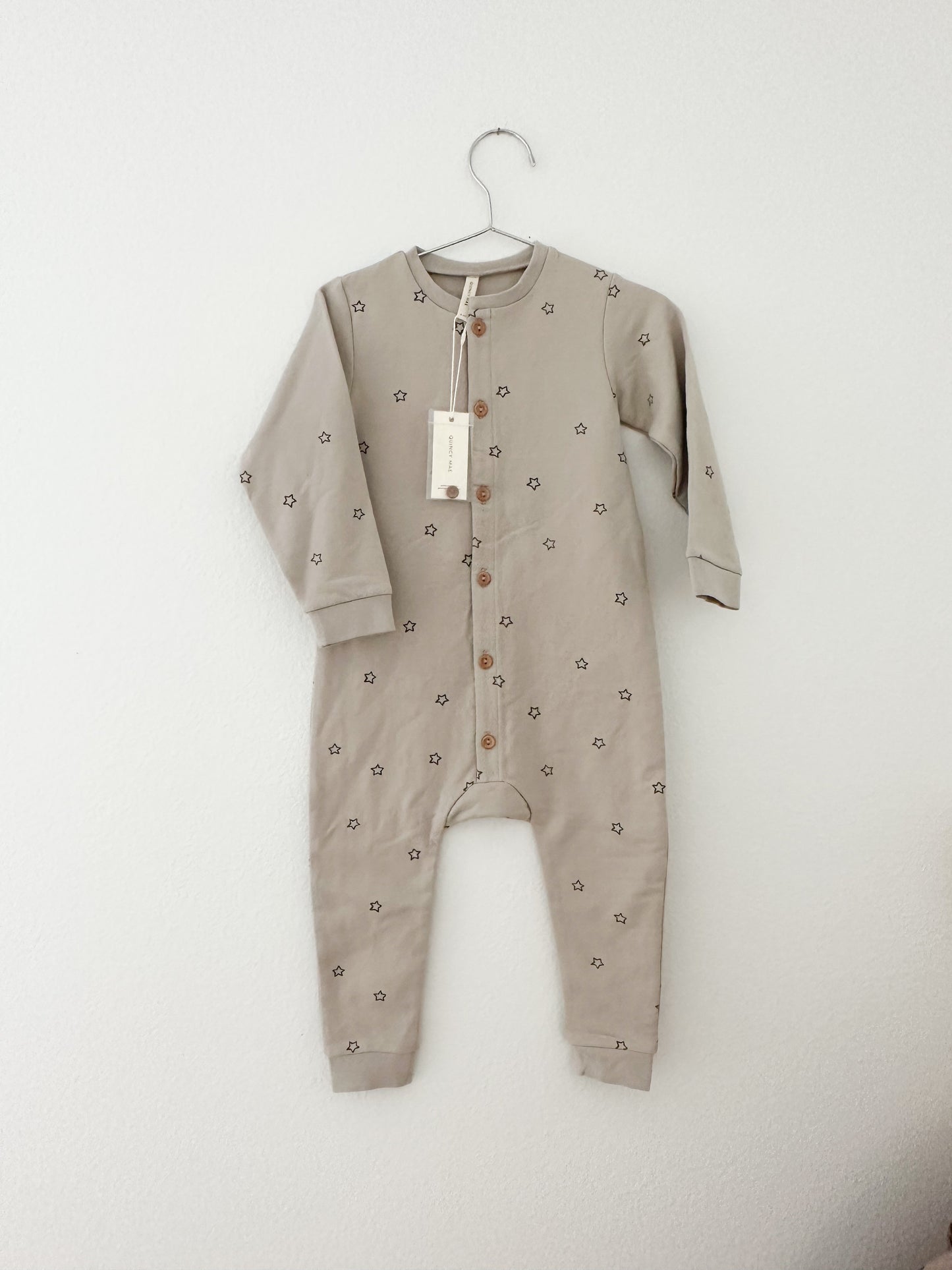 Quincy Mae stars sleeper (2/3T)