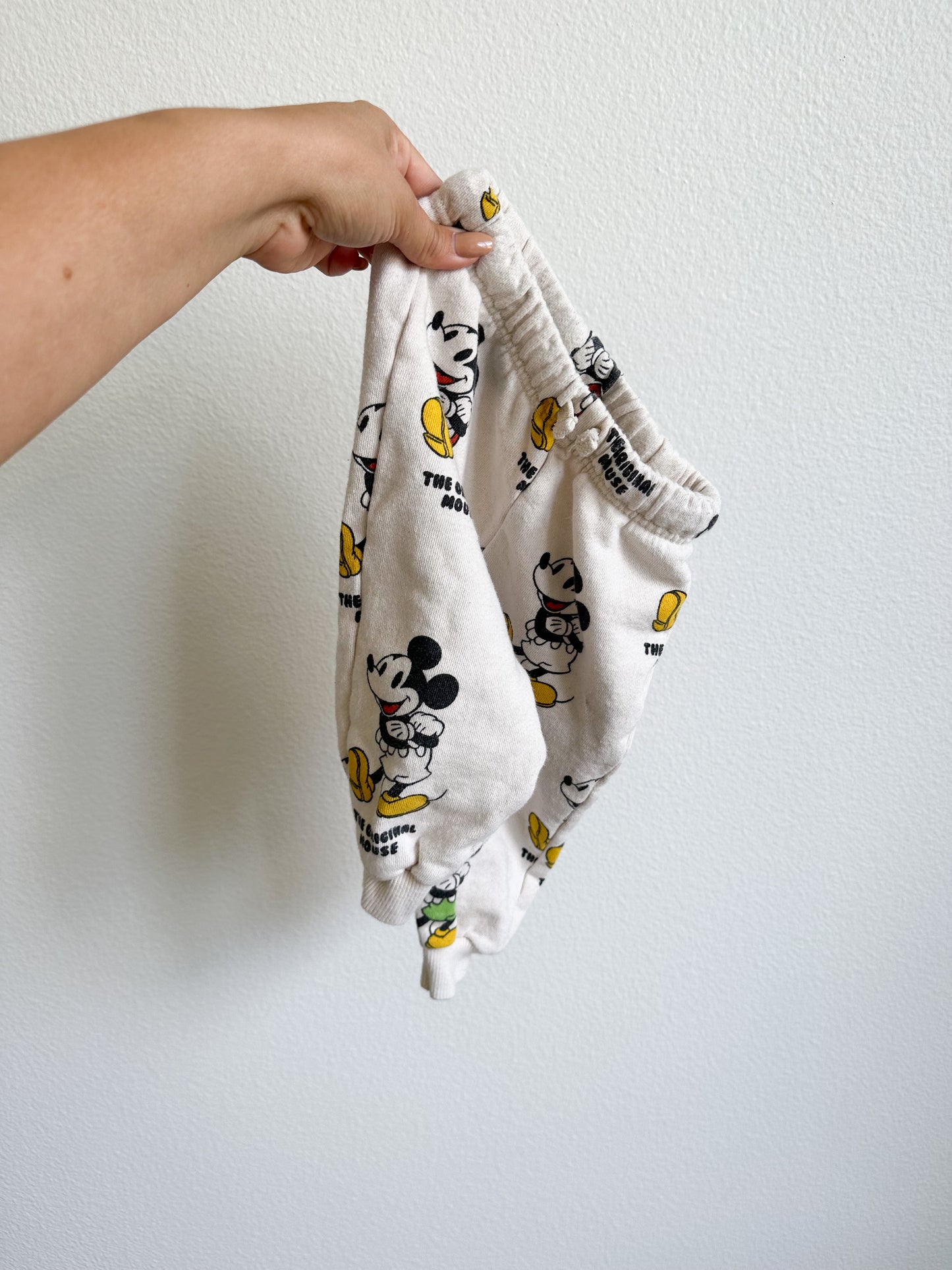 Zara Mickey sweatpants (18/24)