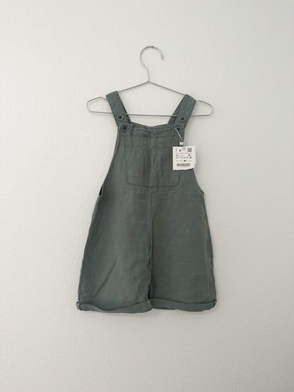 Zara overalls (2/3)