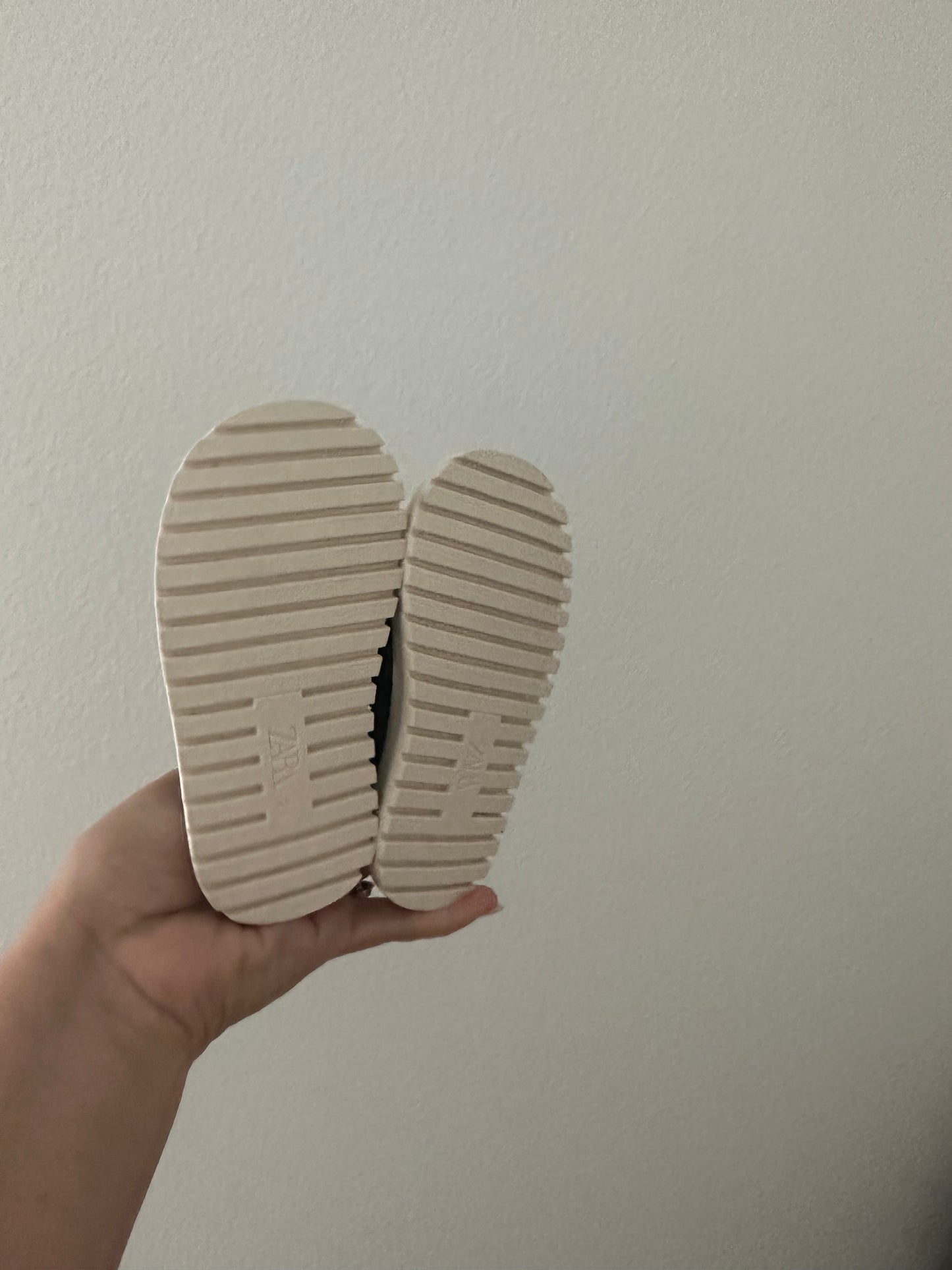Zara Mickey sandals (5.5)