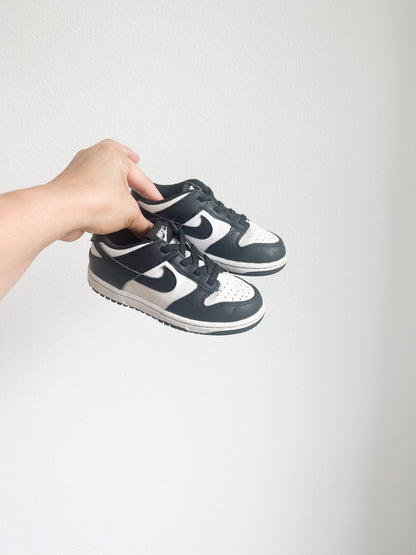 Nike Dunk low Panda 9