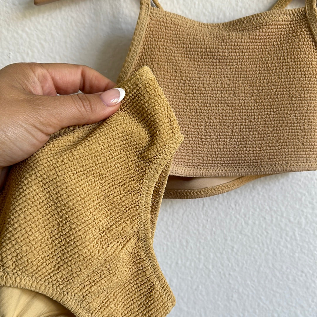 Longes Slojd textured swim suit. (9M)