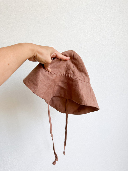 Briar sunbonnet in rust (2/4Y)