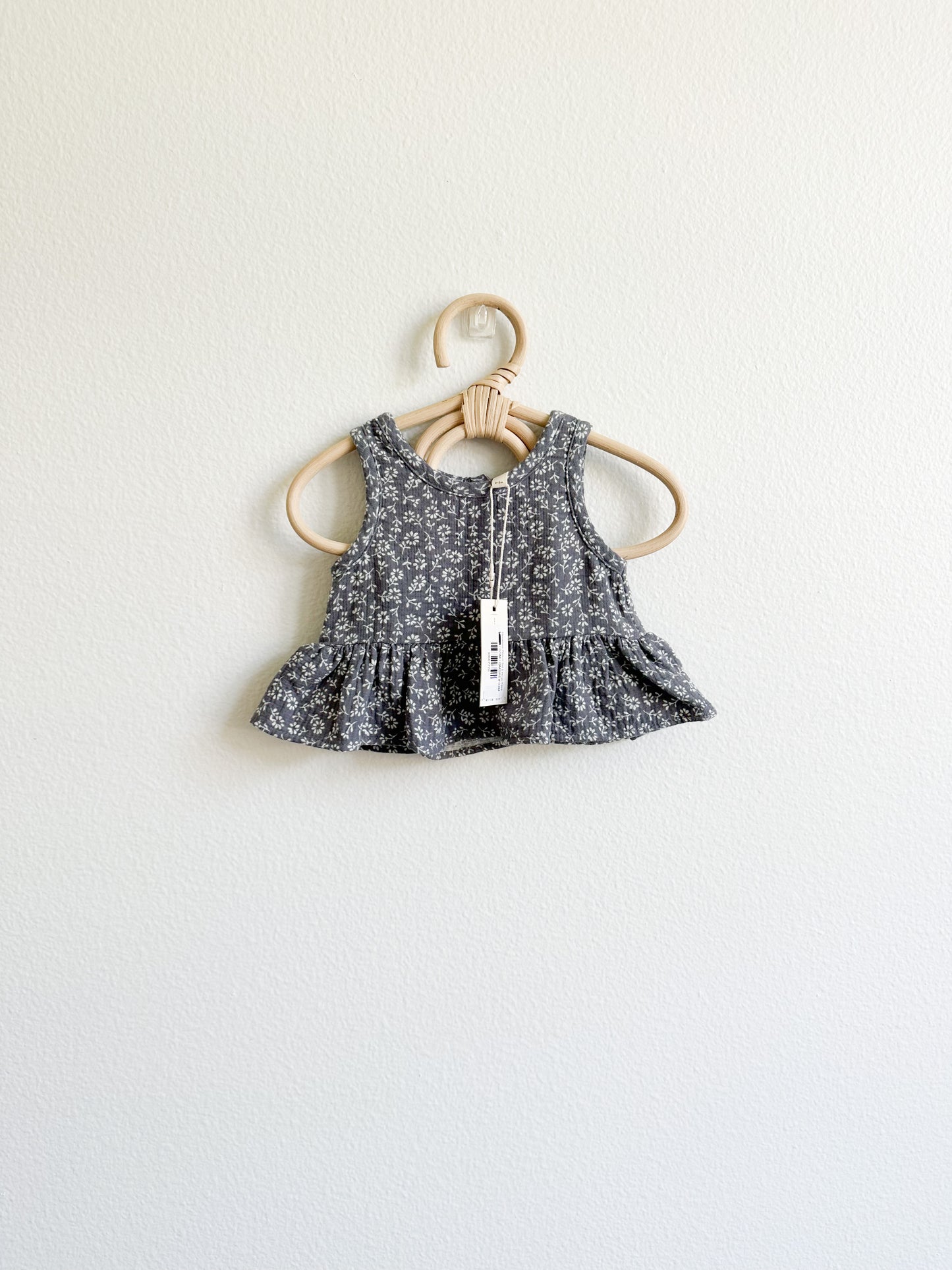 Quincy Mae floral top (0/3)