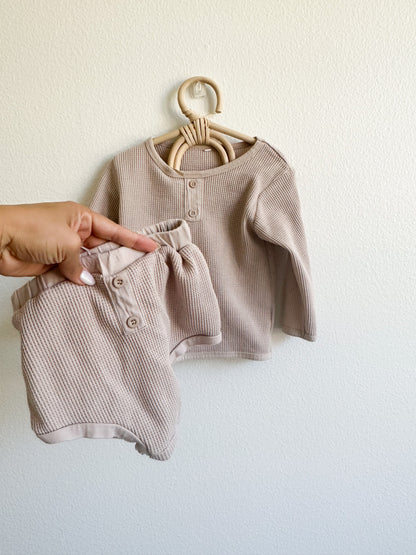 Neutral waffle set (2T)
