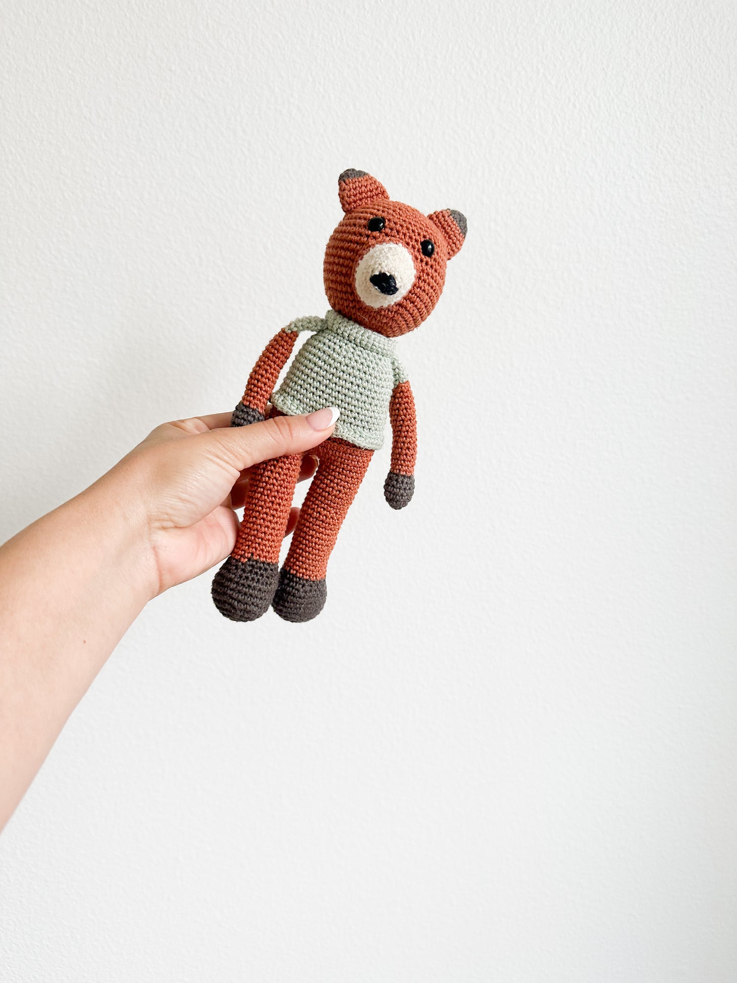 Knitted bear rattle