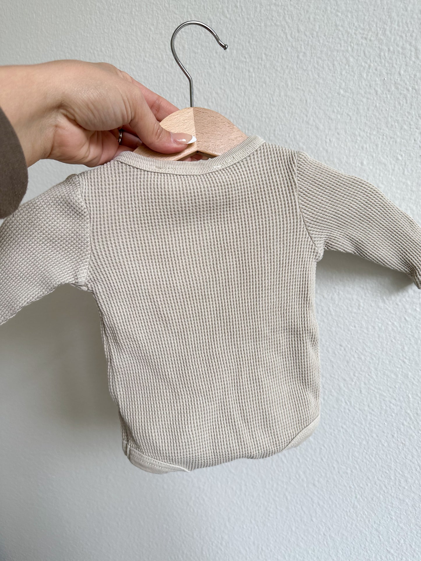 Cotton on waffle bodysuit (NB)