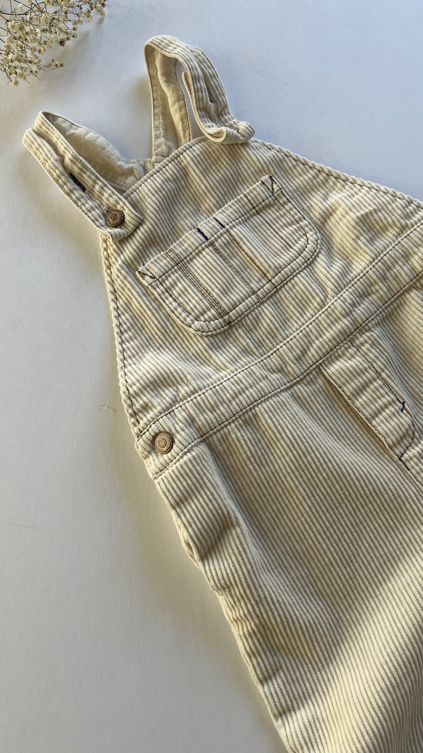 Zara corduroy cream overalls (3/4T)