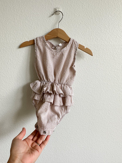 Striped bubble romper (12/18)