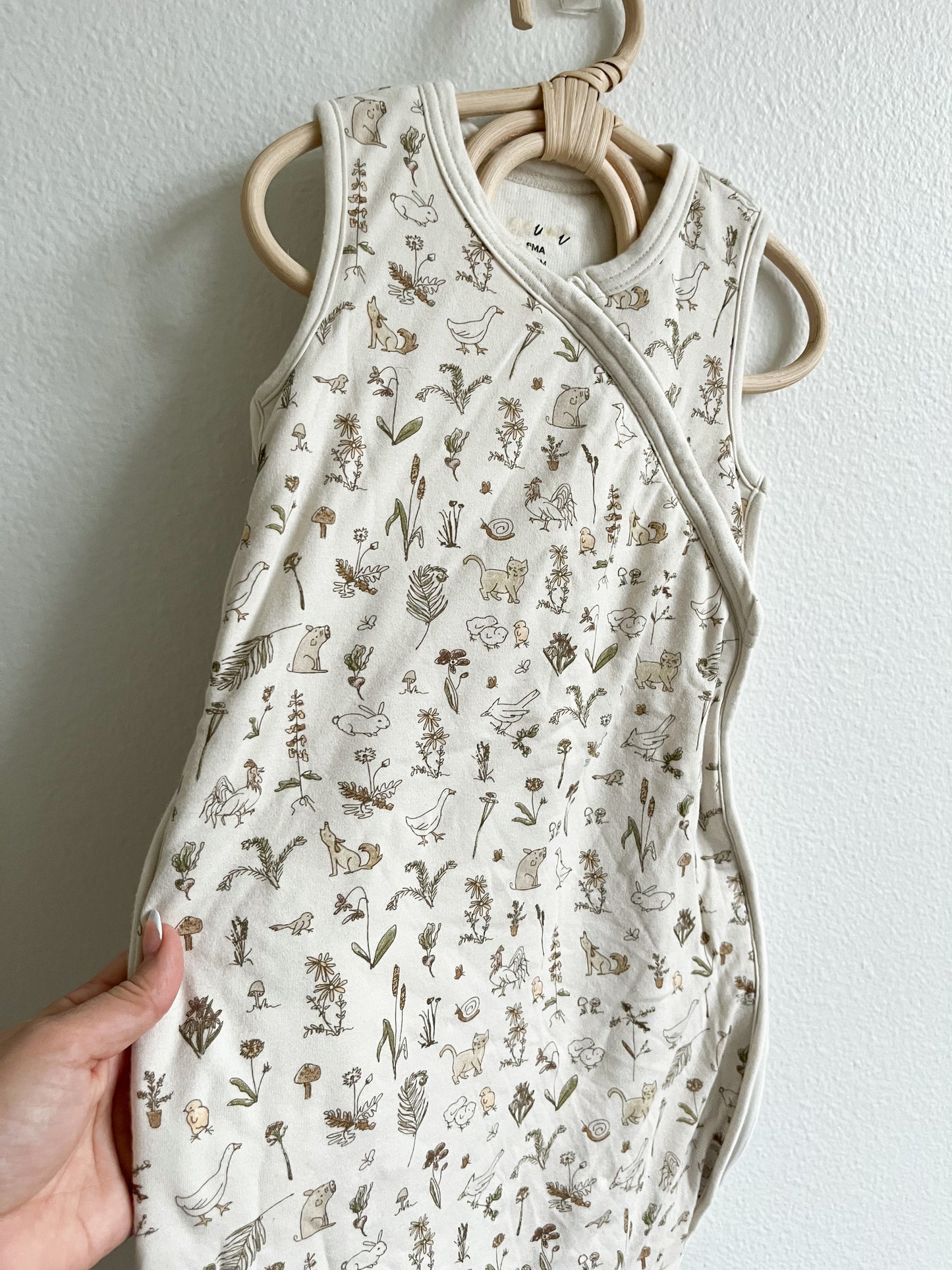 Goumi homestead sleep sack (0/6) + crib sheet + changing table cover