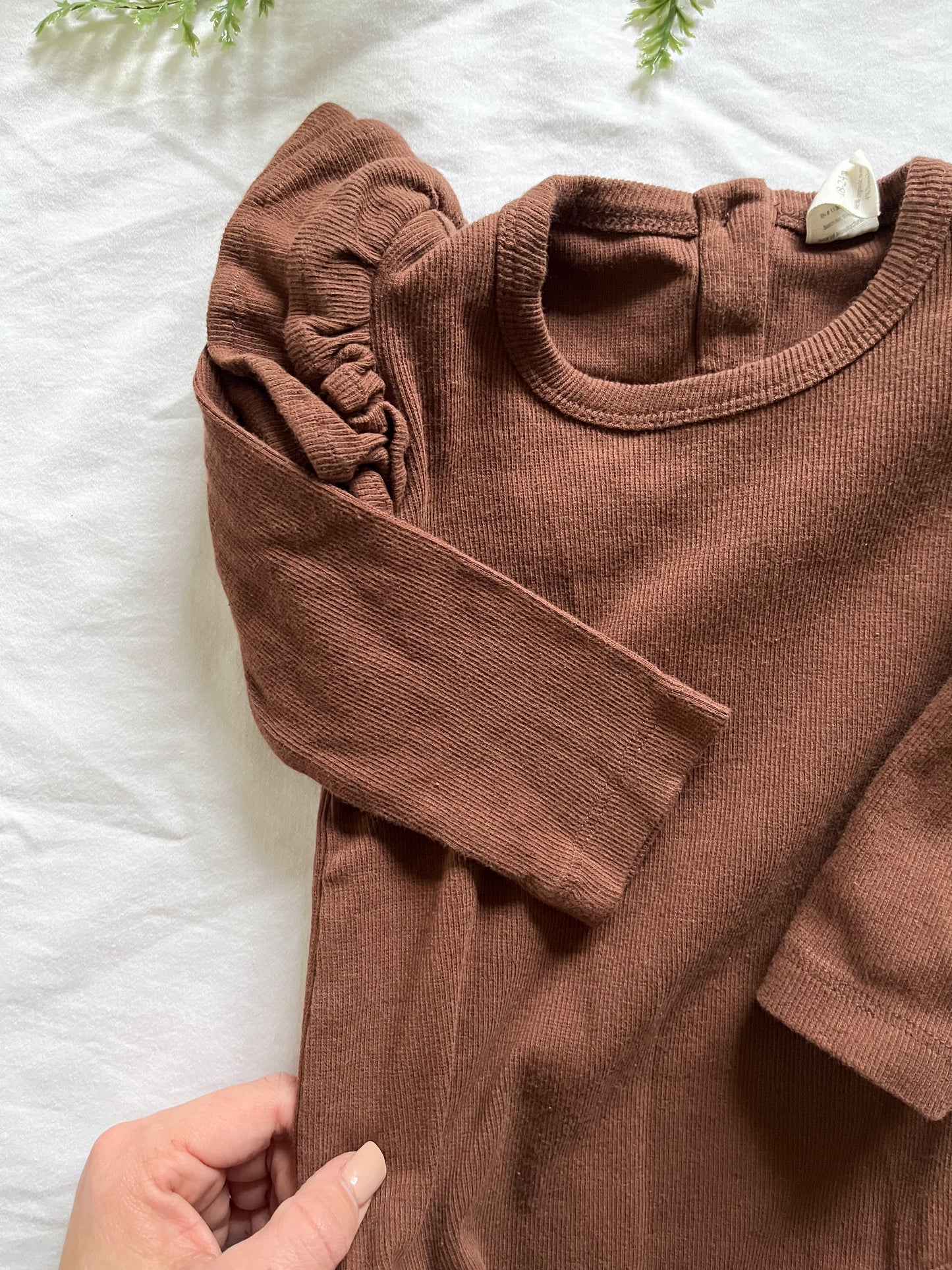 Kate Quinn ribbed bodysuit (18/24)