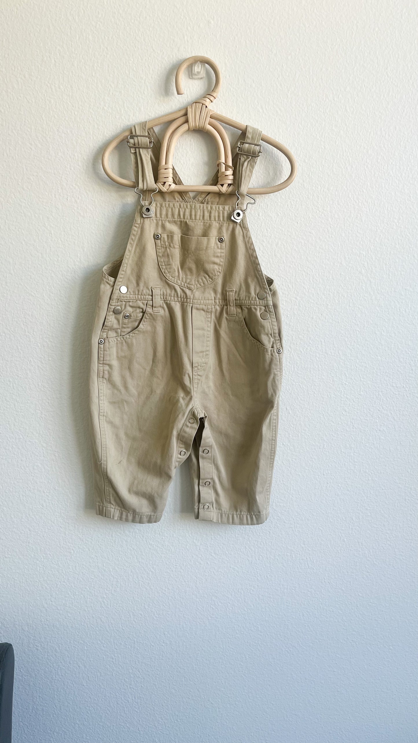 Vintage beige overalls (24 months)