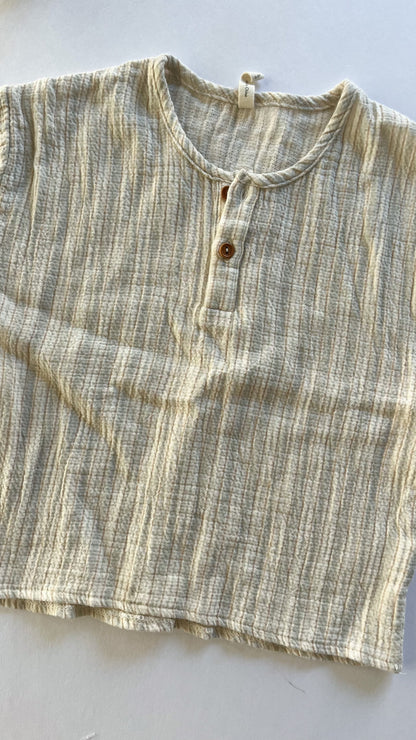 Quincy Mae Henry top (2/3T)