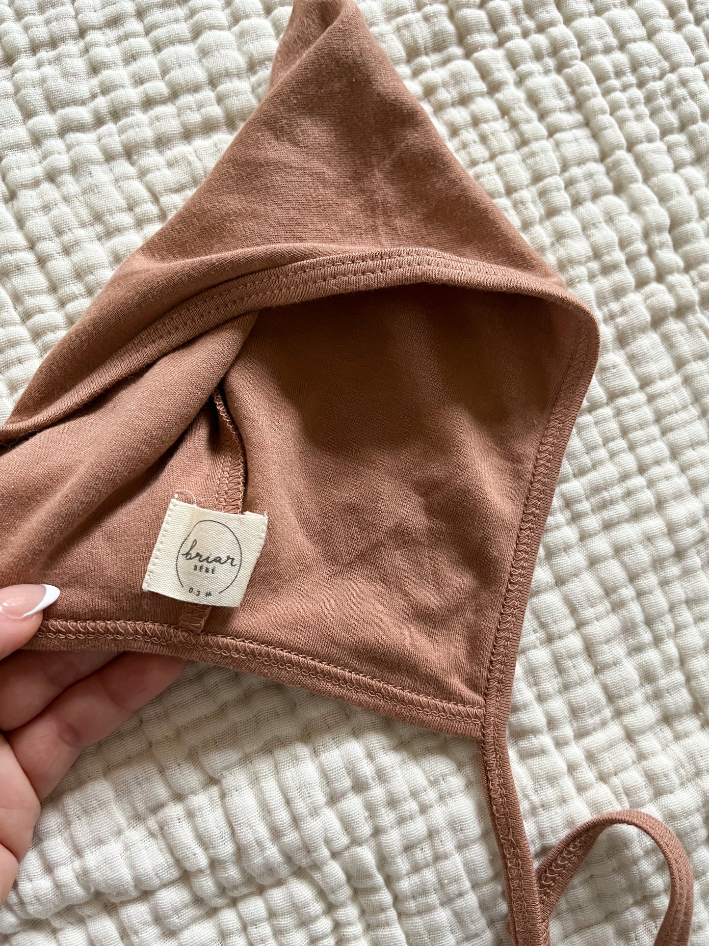 Goumi + briar baby bonnet (0/3)