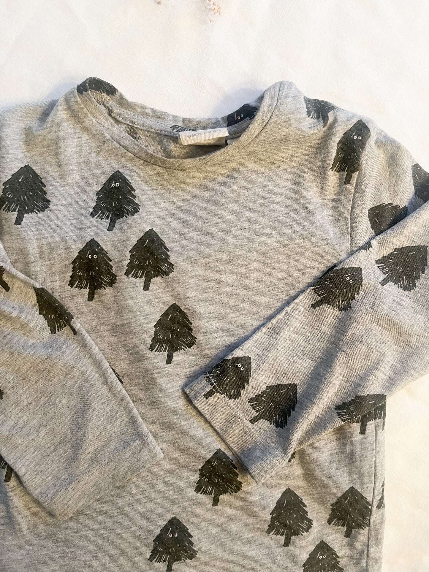 Zara pine tree print long sleeve (18/24)