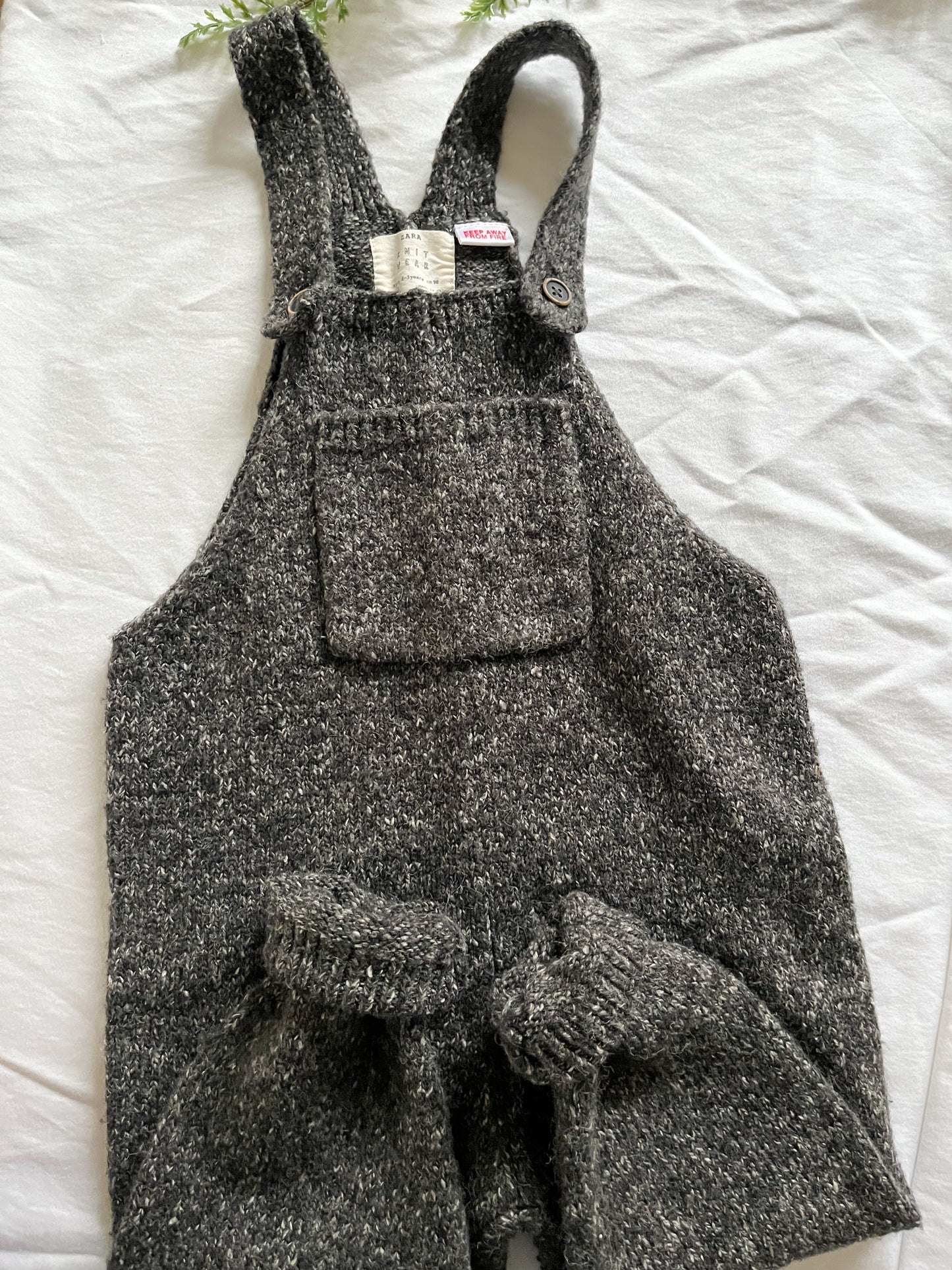 Zara knit overalls (2/3T)
