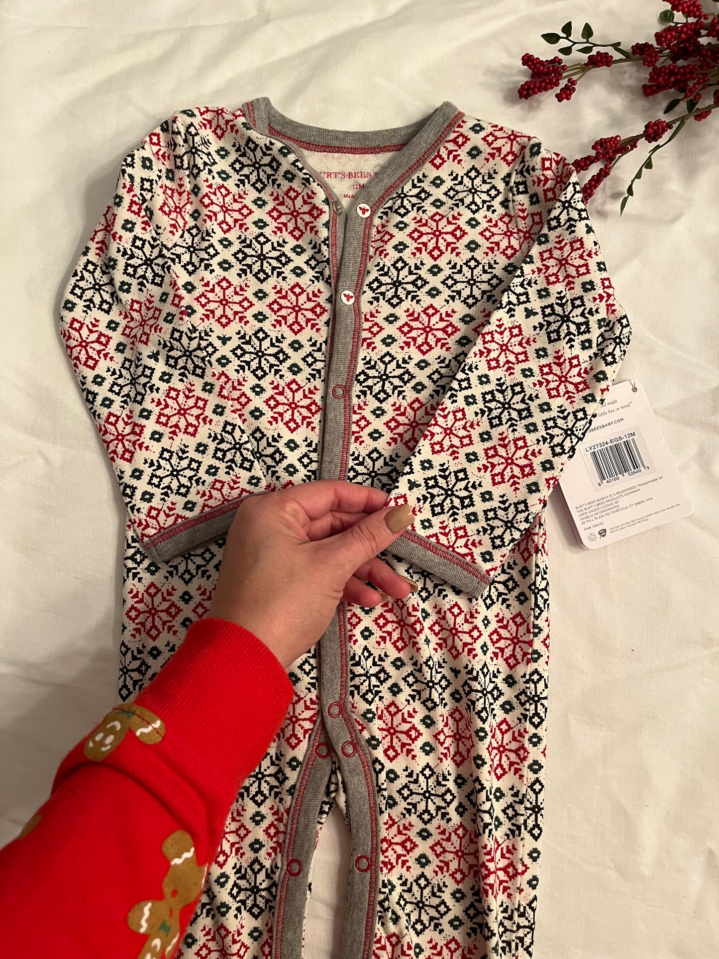NWT burt’s bees jumpsuit (12 months)