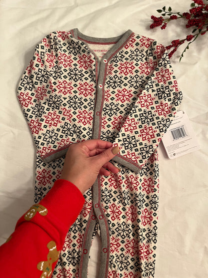 NWT burt’s bees jumpsuit (12 months)