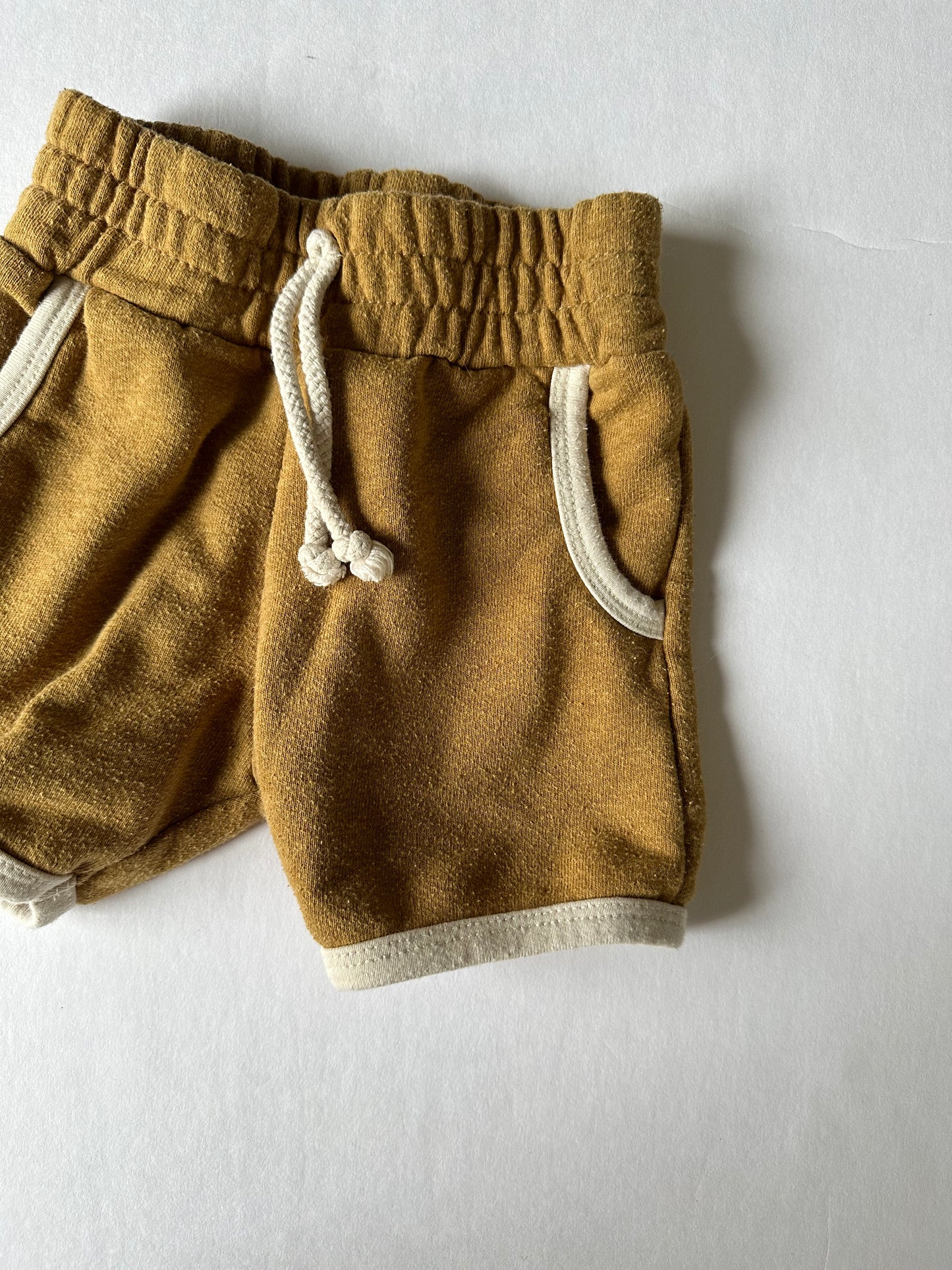 Childhoods shorties (3T)