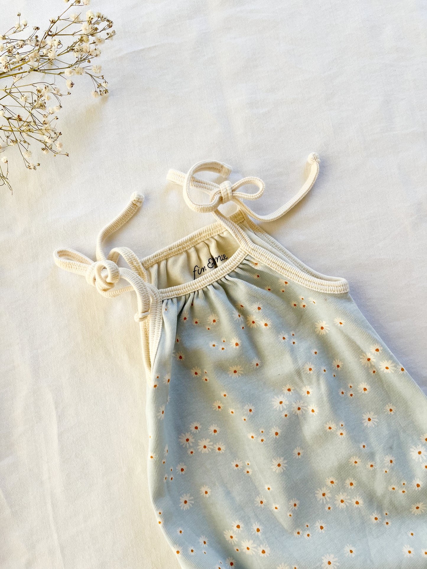Fin & Vince Daisy bubble romper (3/6)