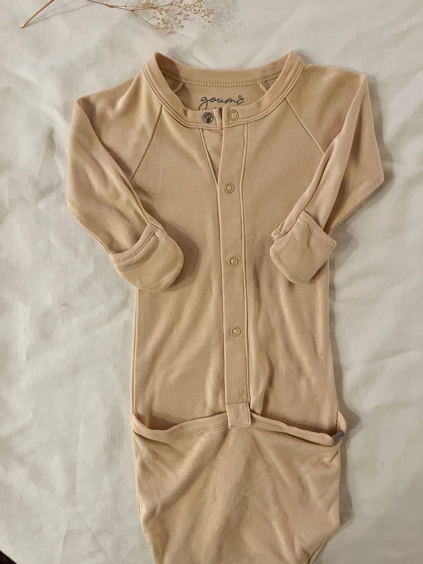 Goumi gown (0/3)