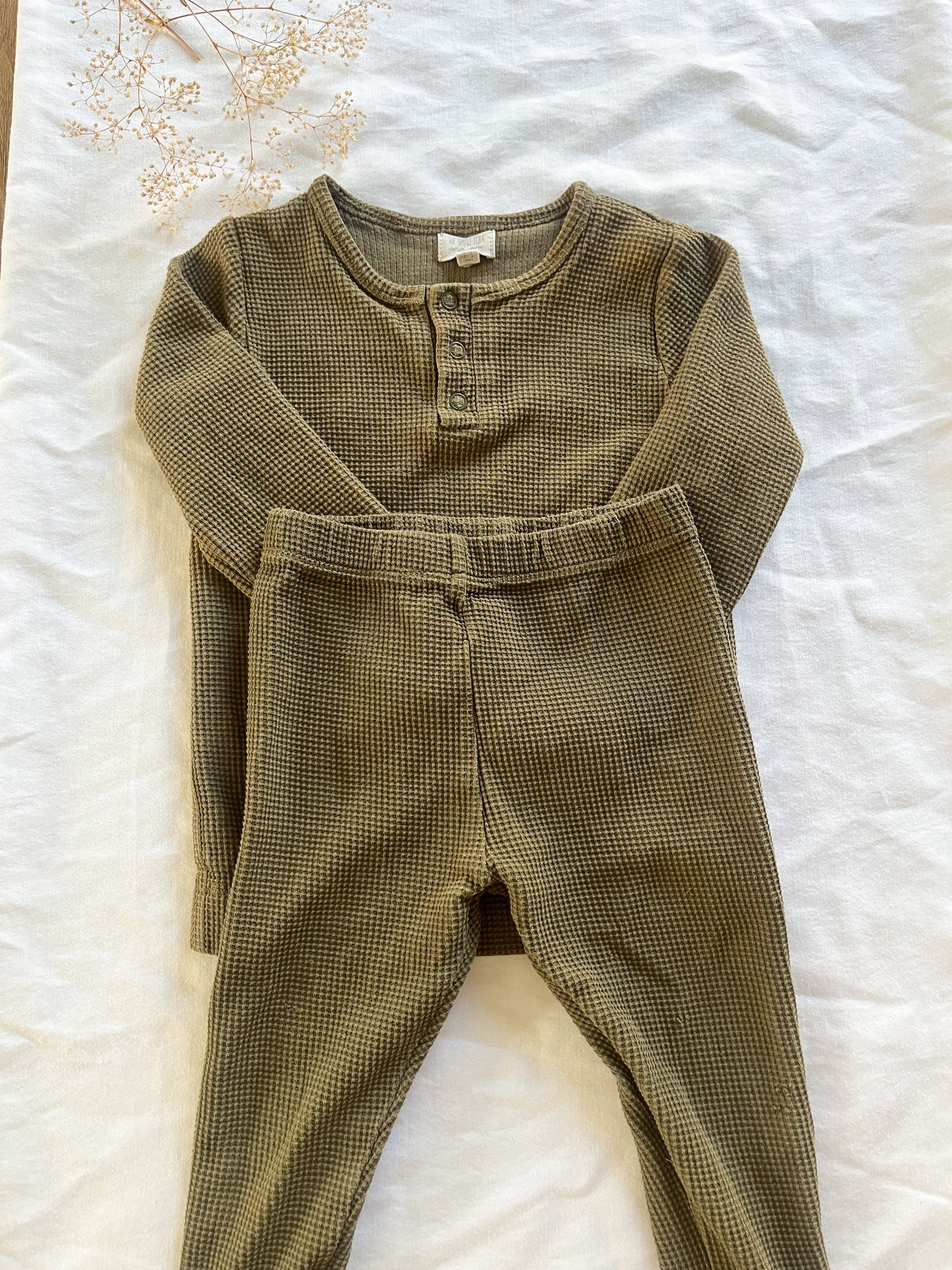 The simple folk olive set (2/3T)