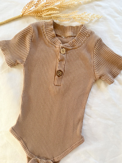 Neutral ribbed bodysuit (6/9)