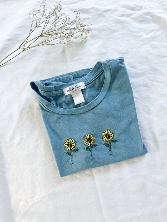 Embroidered tee (M)