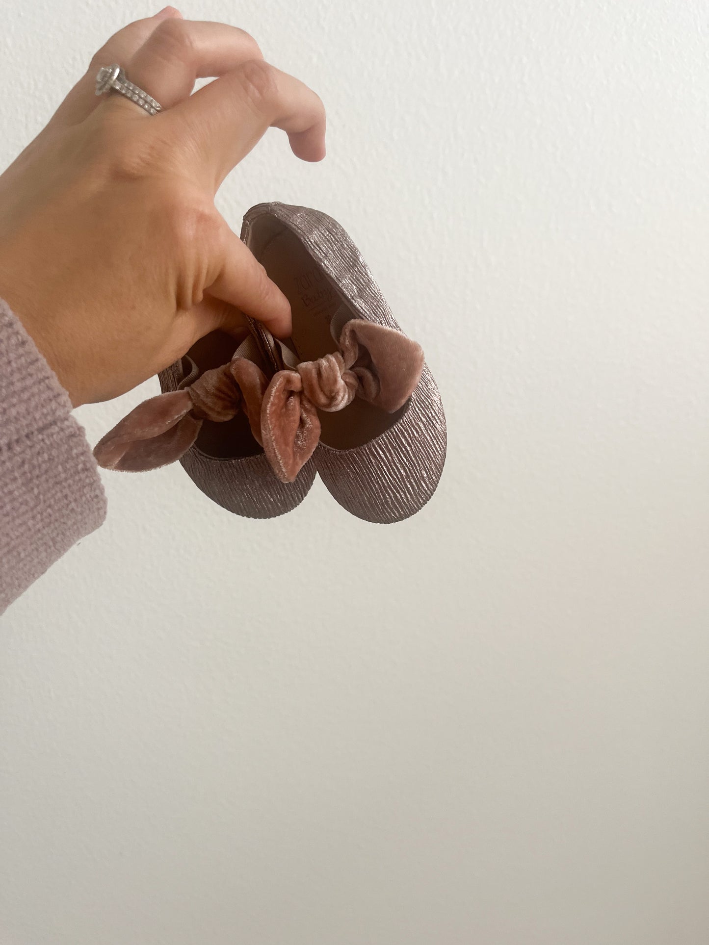 Zara ballerina flats (size 5)