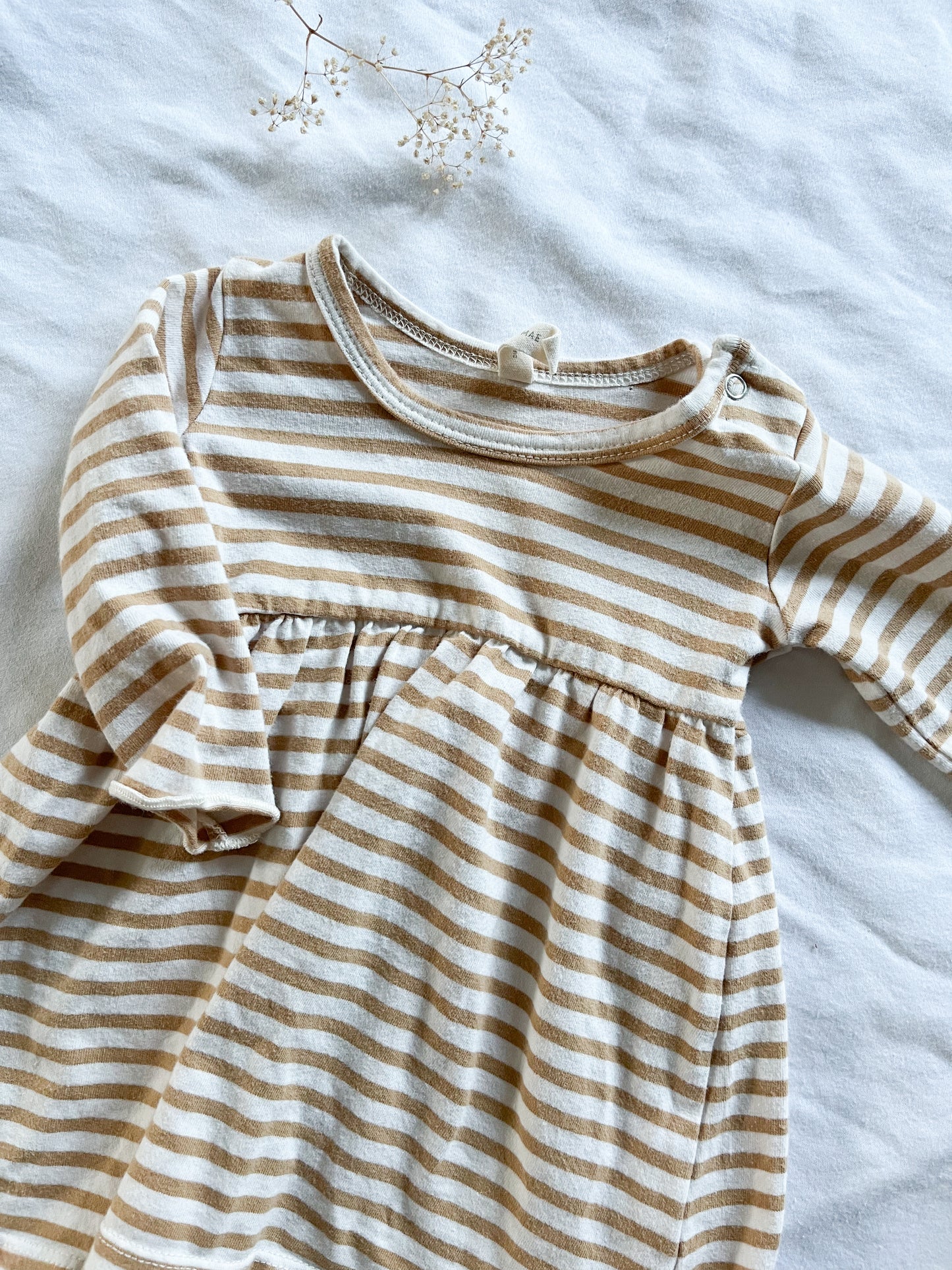 Quincy Mae honey striped dress (3/6)