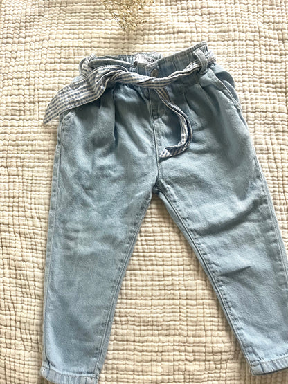 Zara light wash mom jeans (18/24)